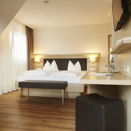 Flair Gruener Baum Szálloda Donaueschingen